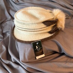 Vintage Forbusite Women’s 100%Wool Bucket Hat